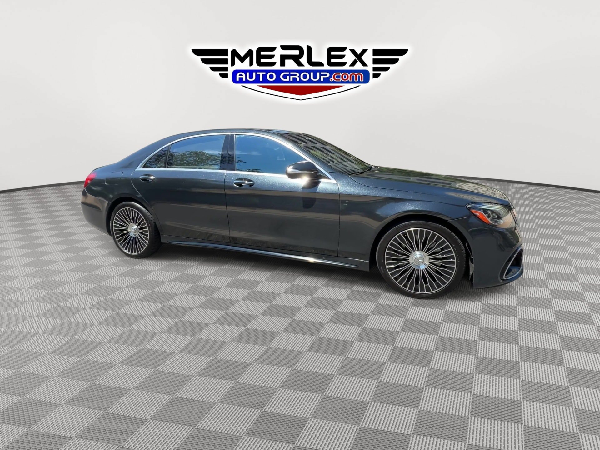 Used 2019 Mercedes-Benz S 560 4MATIC Sedan image 2