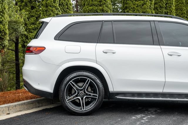 Used 2023 Mercedes-Benz GLS 450 4MATIC w/ AMG Line Exterior image 13