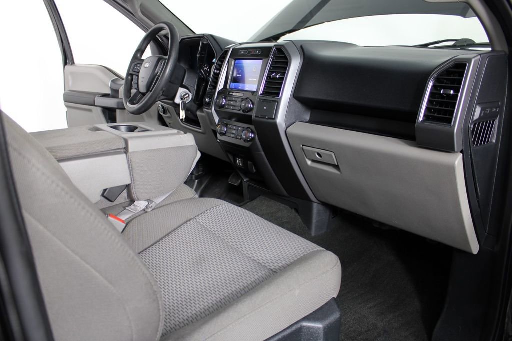 Used 2020 Ford F150 XLT image 33