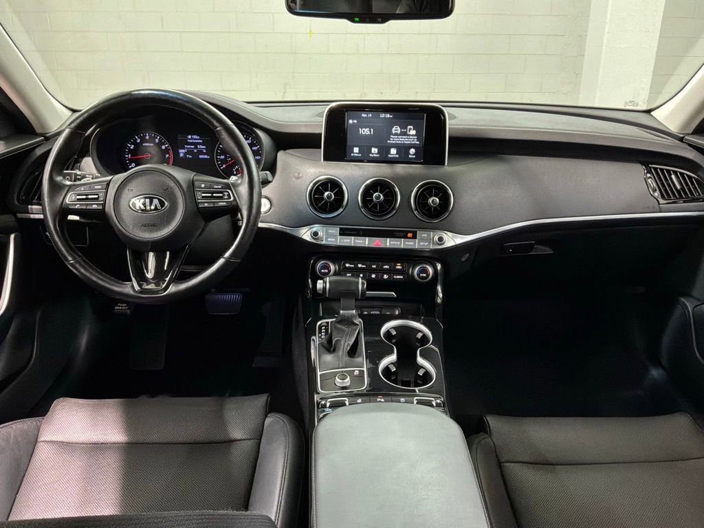 Used 2018 Kia Stinger AWD/4WD image 6