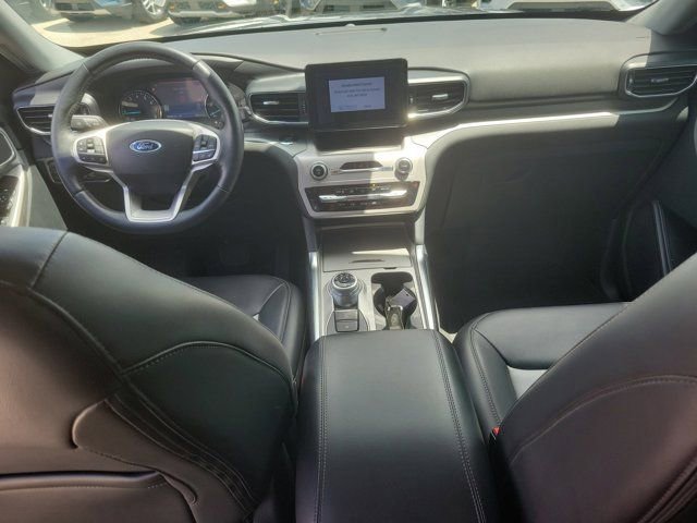 Certified 2024 Ford Explorer XLT w/ Equipment Group 202A AWD/4WD image 20