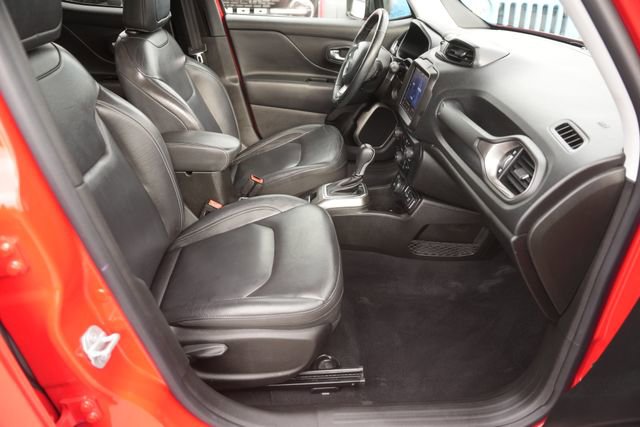 Used 2021 Jeep Renegade Limited image 18