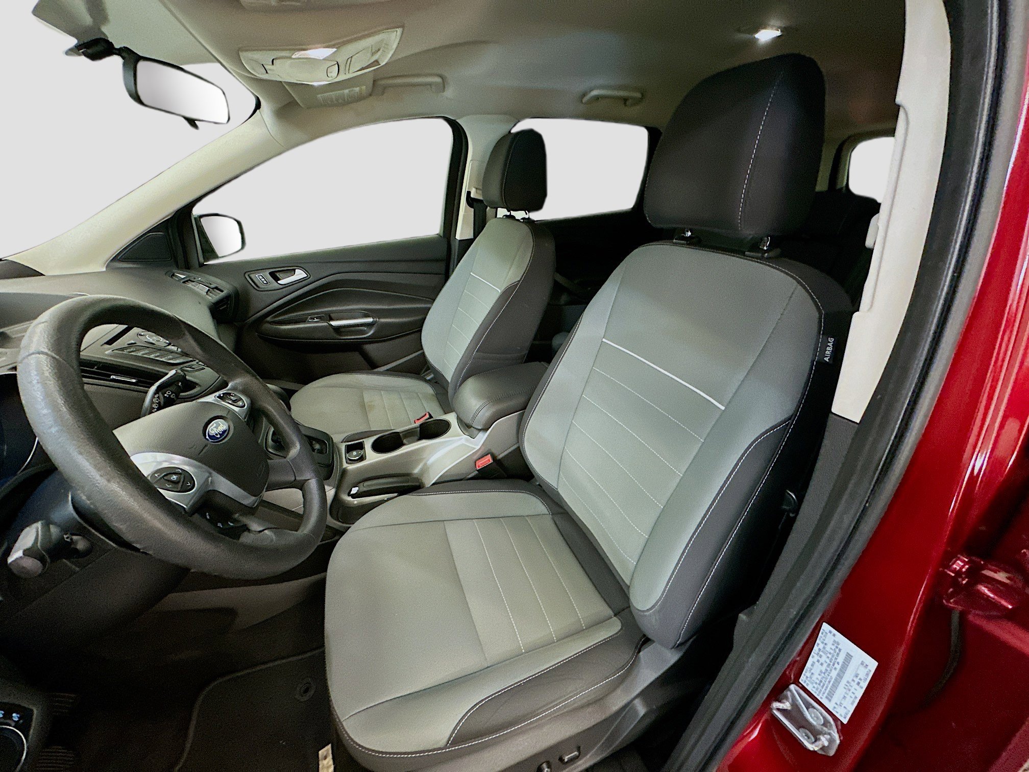 Used 2015 Ford Escape SE image 13