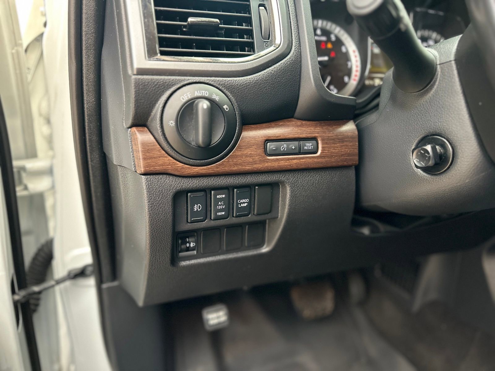 Used 2018 Nissan Titan Platinum Reserve w/ Platinum Utility Package image 26