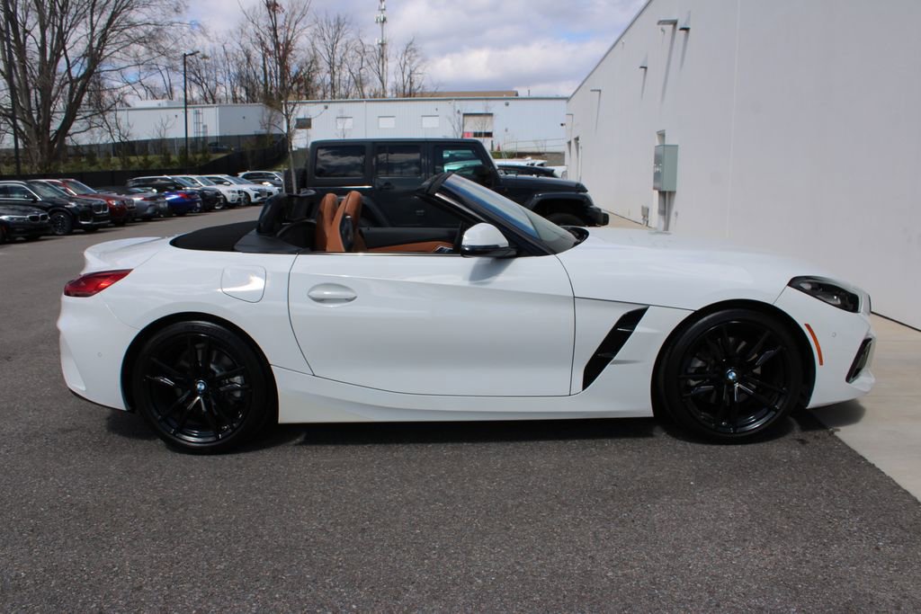 Used 2023 BMW Z4 sDrive30i w/ Premium Package image 37