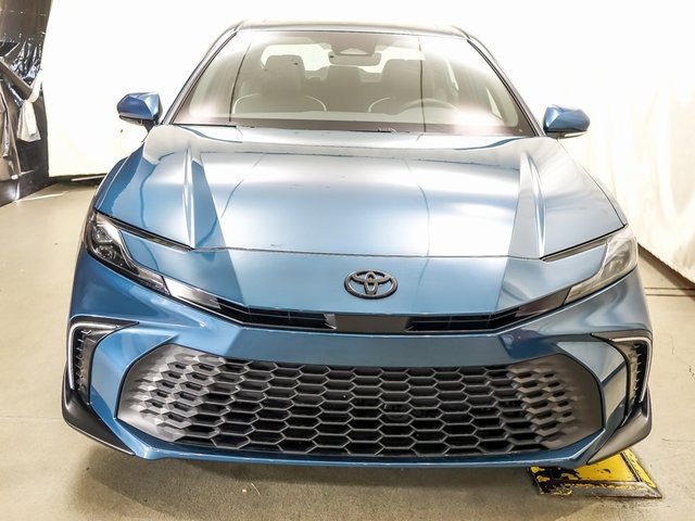 New 2026 Toyota Camry SE image 3