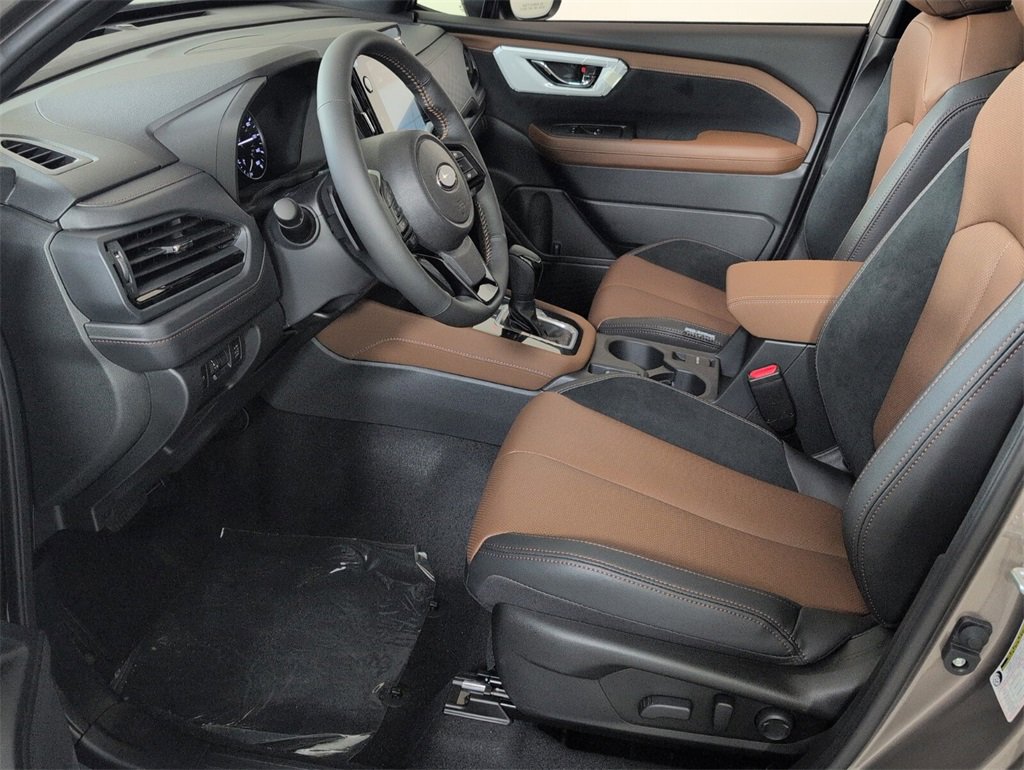 New 2025 Subaru Forester Touring image 6