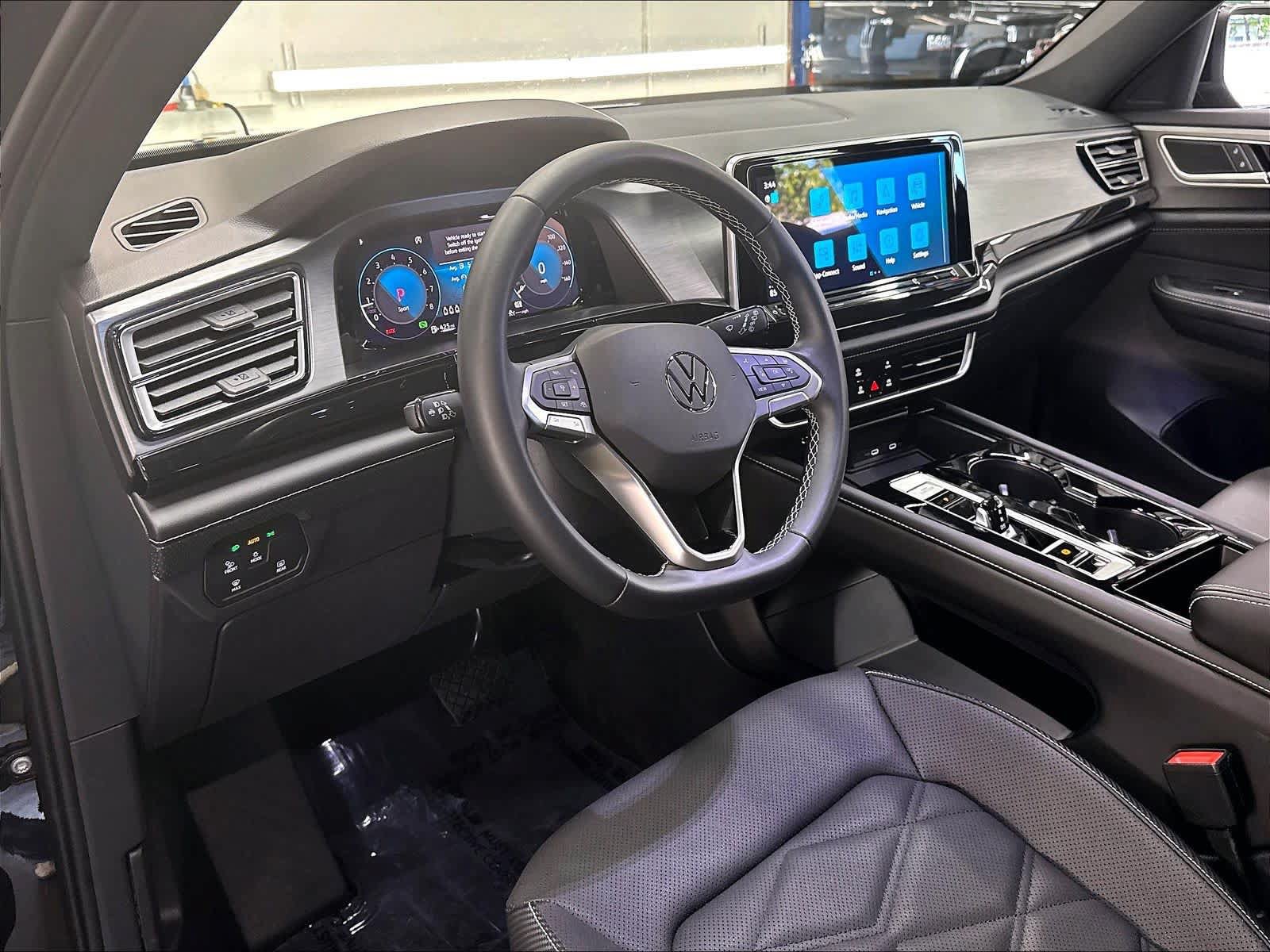 Certified 2026 Volkswagen Atlas Cross Sport SE w/ Panoramic Sunroof Package AWD/4WD image 20
