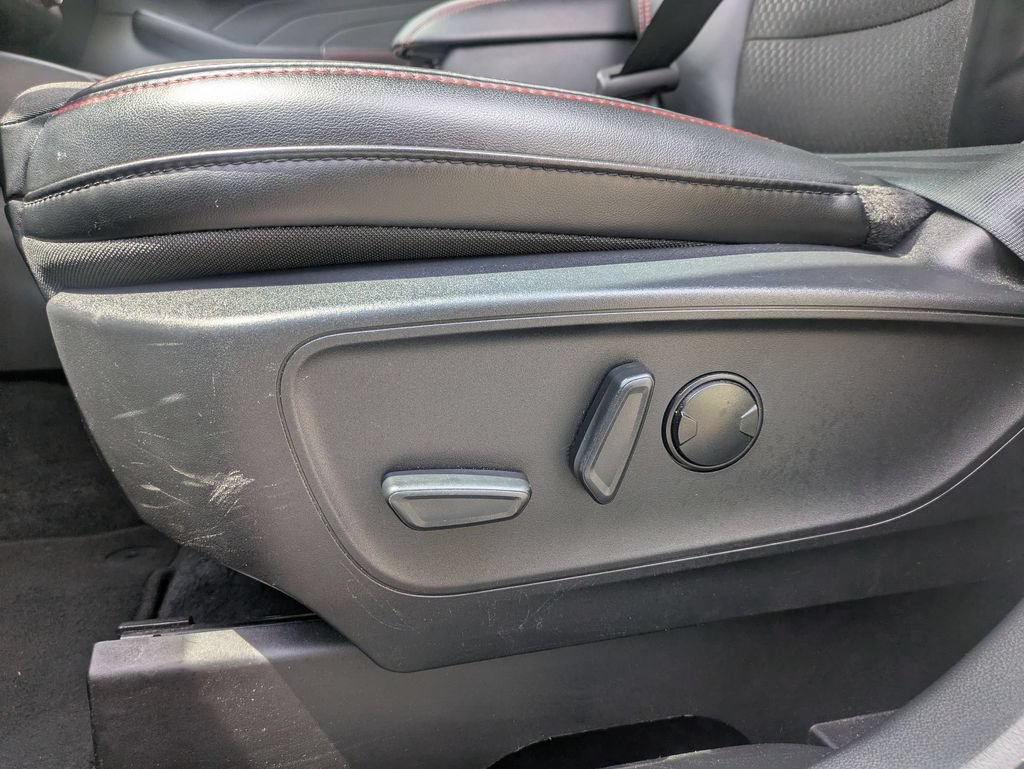 Used 2025 Ford Escape ST-Line AWD/4WD image 14