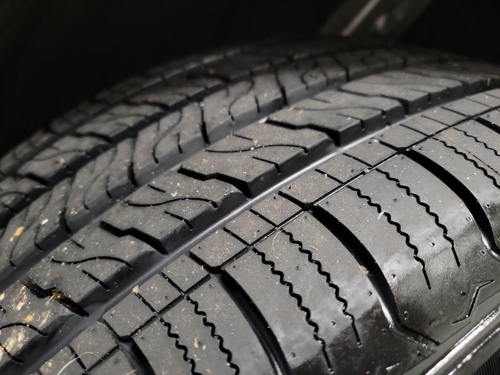 Used 2022 Acura MDX A-Spec image 11