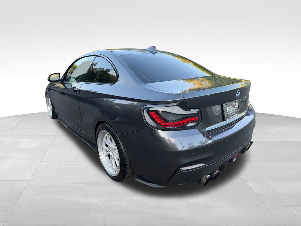Used 2016 BMW M235i Coupe RWD image 4