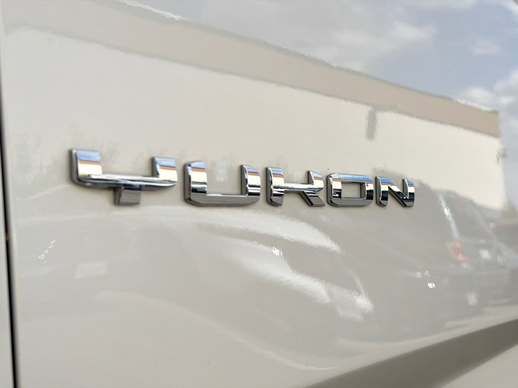 Used 2021 GMC Yukon SLT w/ SLT Luxury Plus Package AWD/4WD image 18