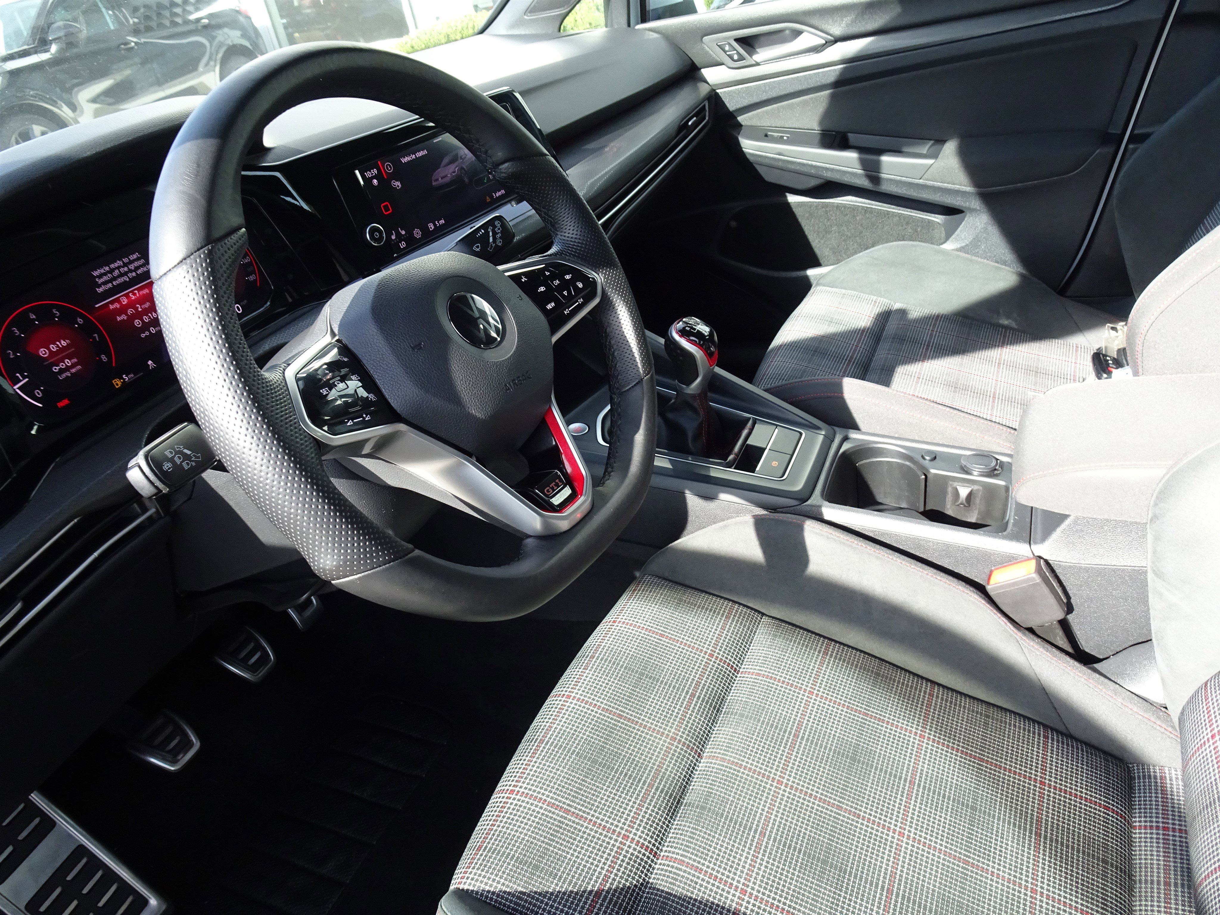 Used 2022 Volkswagen GTI S image 12