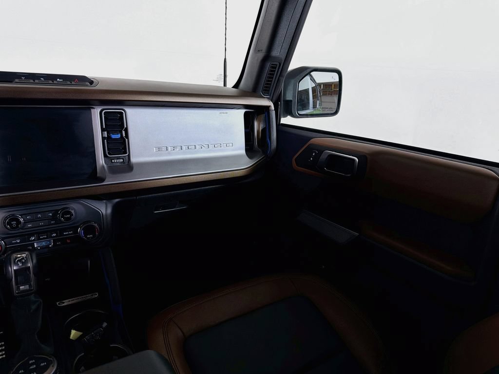 Used 2023 Ford Bronco Outer Banks AWD/4WD image 20