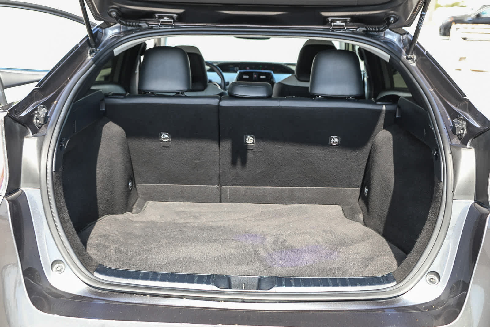 Used 2016 Toyota Prius Four Touring w/ Premium Convenience Package FWD image 25