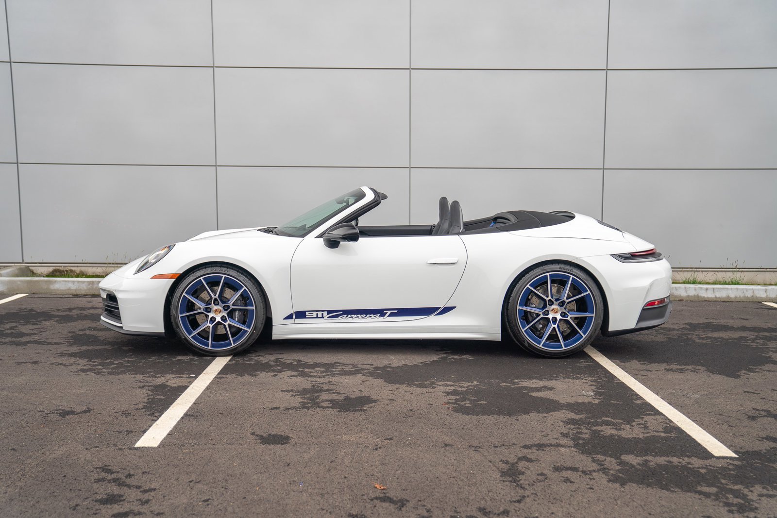 New 2026 Porsche 911 Carrera T image 2