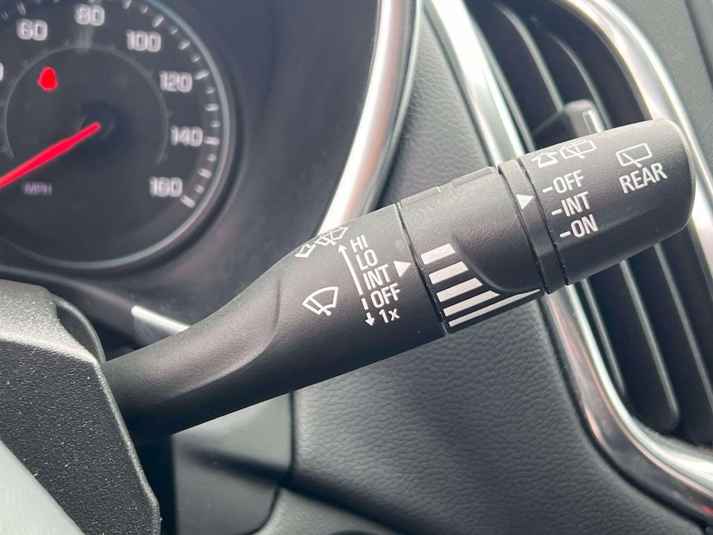 Used 2022 Chevrolet Equinox LT AWD/4WD image 24