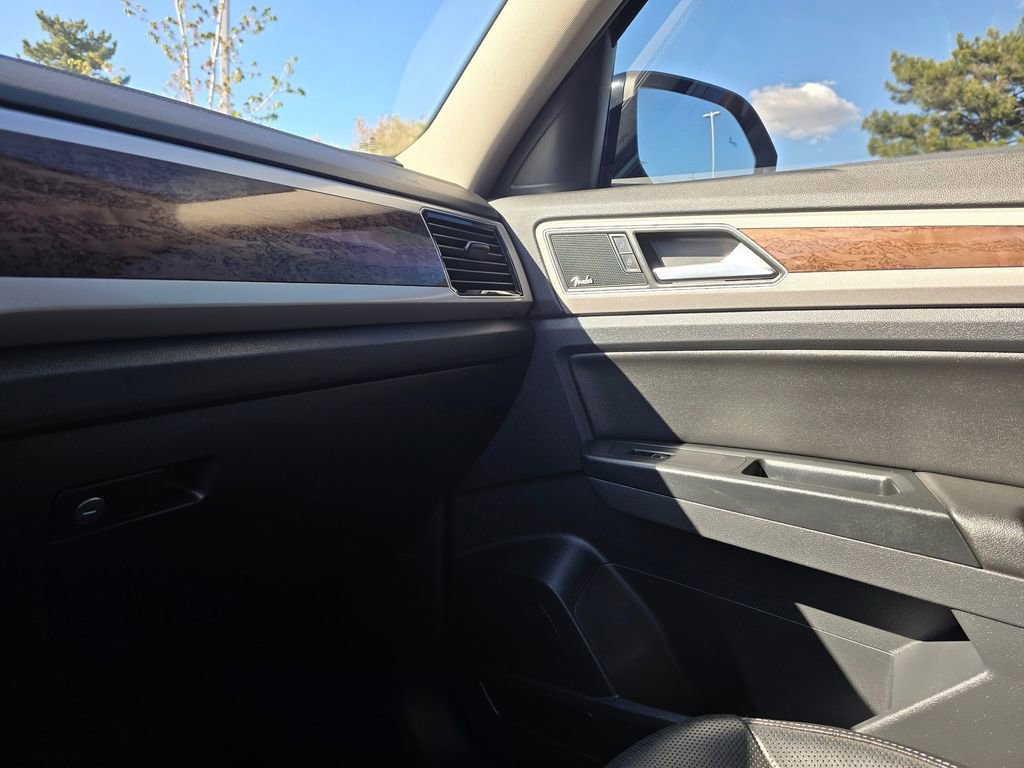 Used 2019 Volkswagen Atlas SEL Premium AWD/4WD image 28