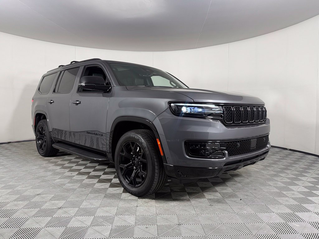 Used 2023 Jeep Wagoneer Series II AWD/4WD image 5