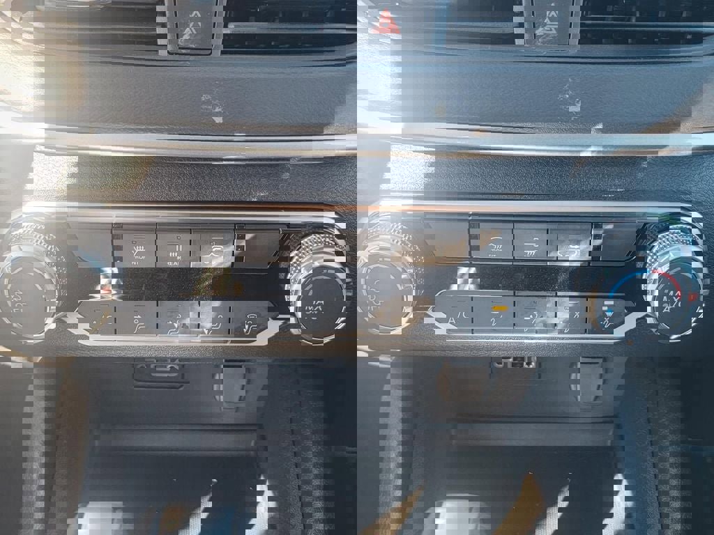 Certified 2025 Nissan Altima 2.5 S image 27