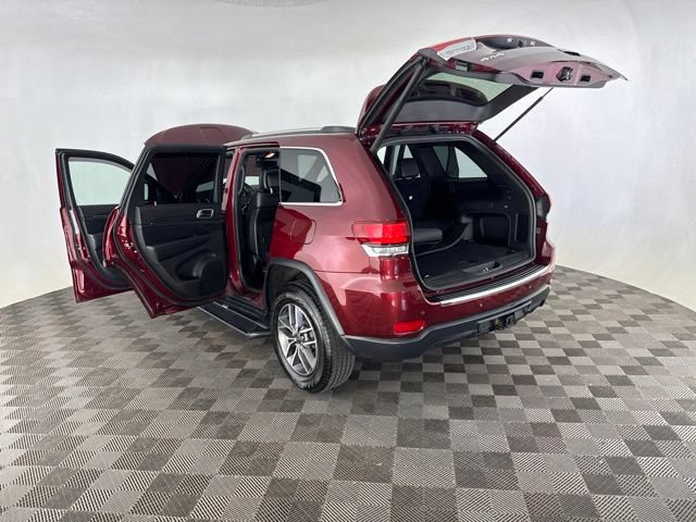 Used 2021 Jeep Grand Cherokee Limited AWD/4WD image 19