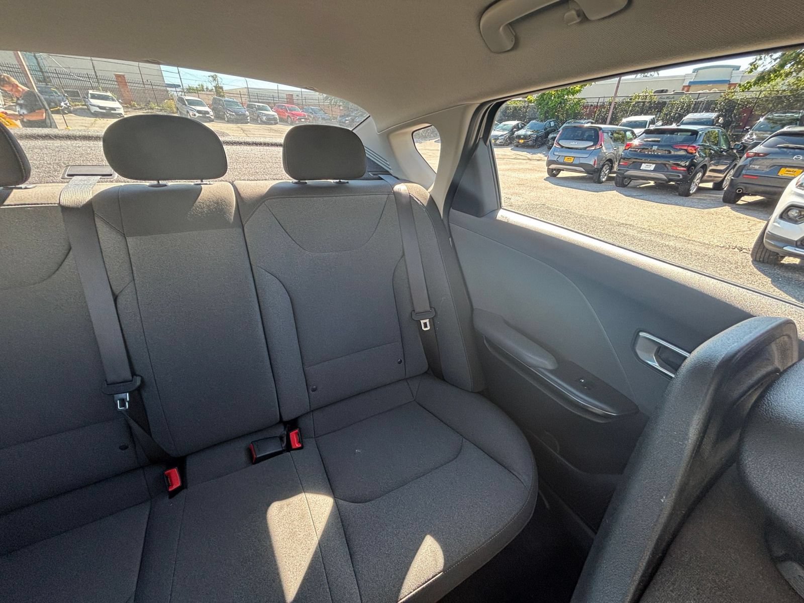 Used 2025 Kia K4 FWD image 35
