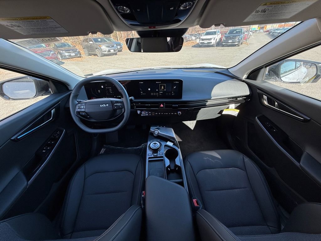 New 2025 Kia EV6 Light w/ Light LR Technology Package AWD/4WD image 21