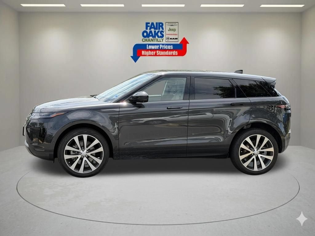 Used 2024 Land Rover Range Rover Evoque S AWD/4WD image 11
