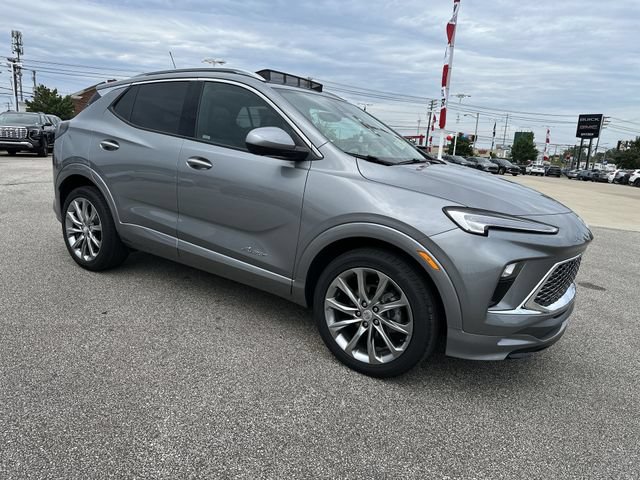 Certified 2025 Buick Encore GX Avenir w/ Avenir Technology Package AWD/4WD image 32