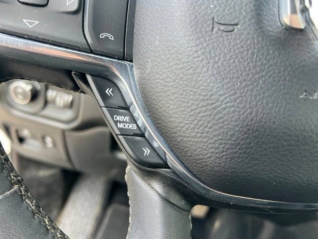 Used 2025 RAM 1500 Laramie AWD/4WD image 16