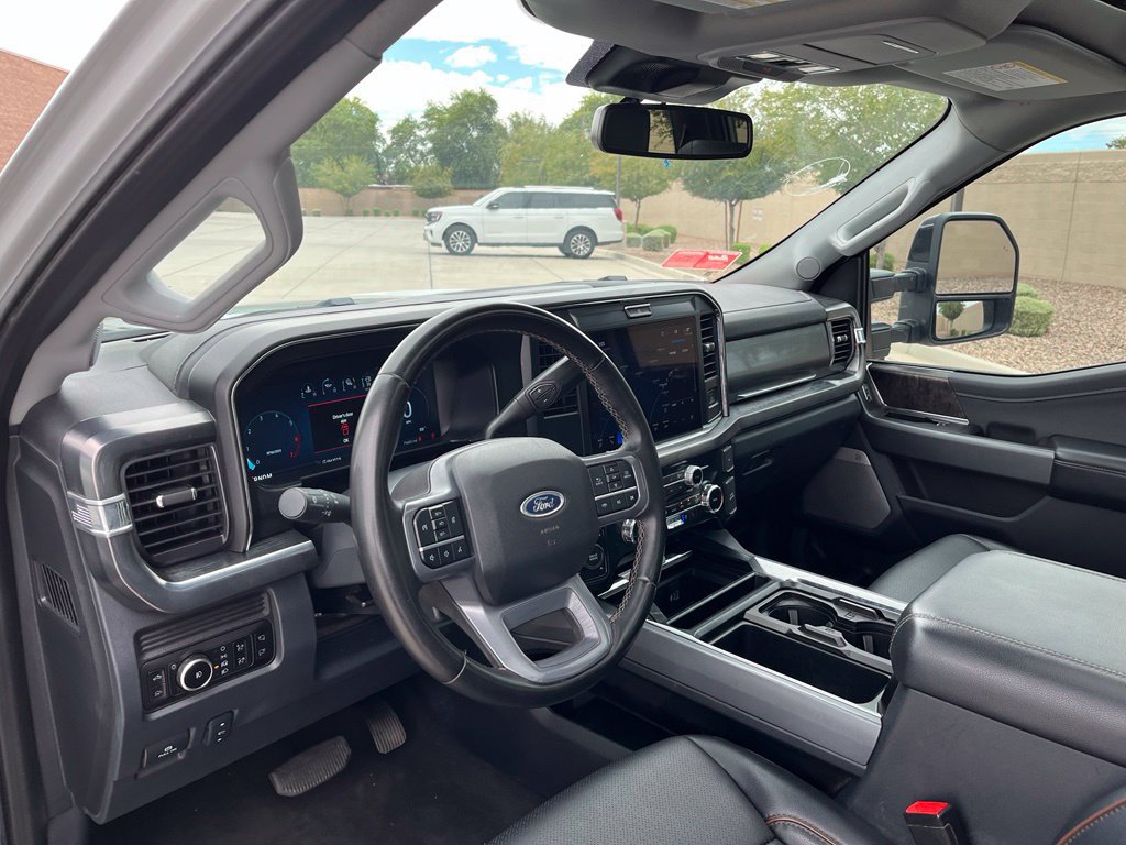 Used 2025 Ford F350 Lariat w/ Black Appearance Package AWD/4WD image 13