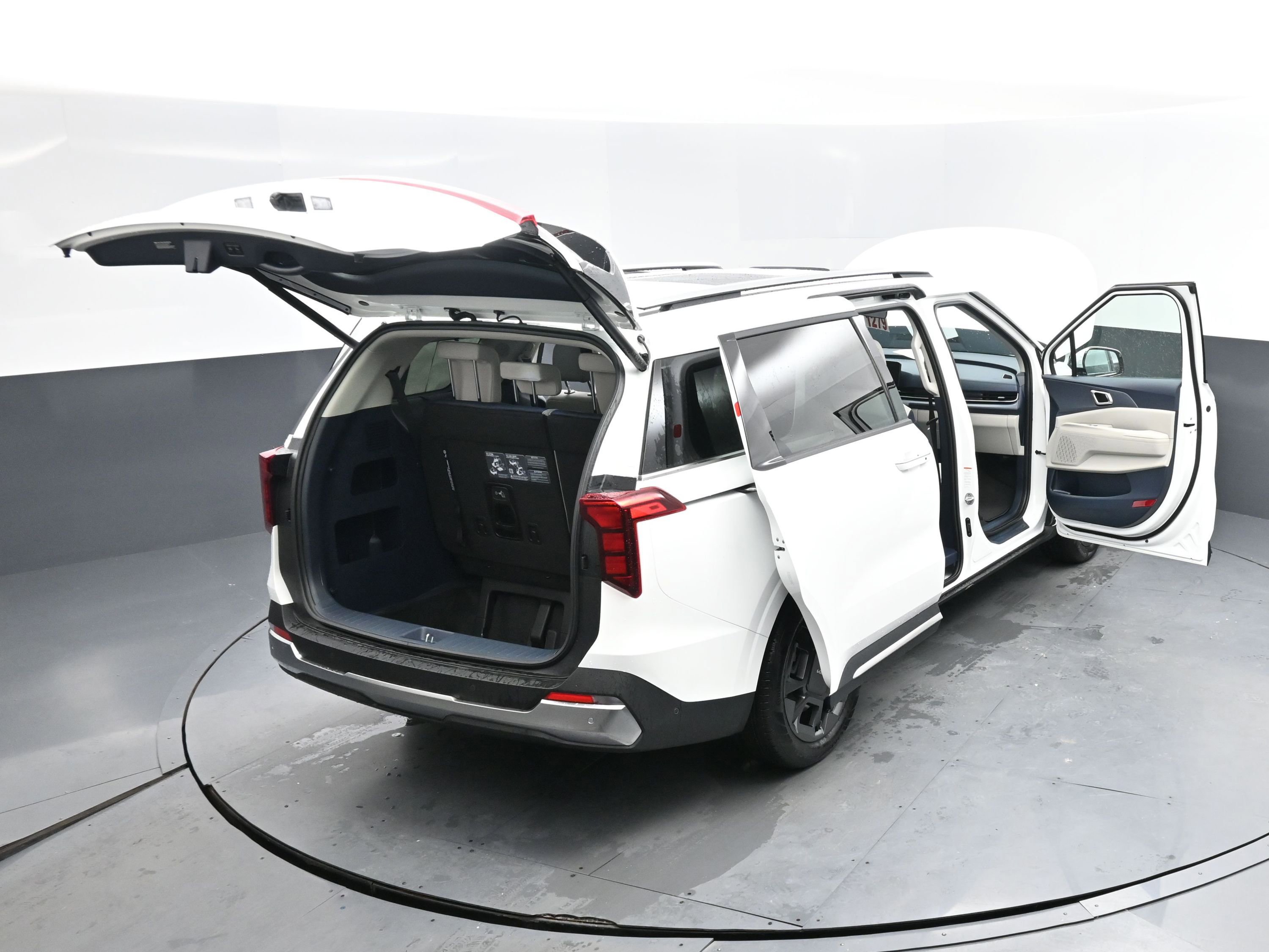 New 2026 Kia Carnival SX image 17