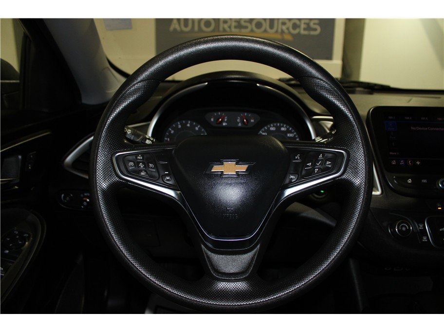 Used 2024 Chevrolet Malibu LS image 25