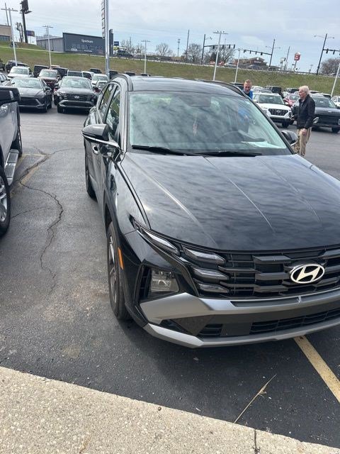 Used 2025 Hyundai Tucson SEL image 3