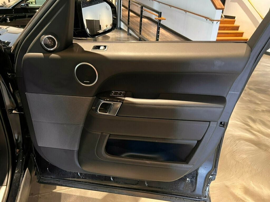 Used 2020 Land Rover Range Rover Sport HSE Dynamic AWD/4WD image 28