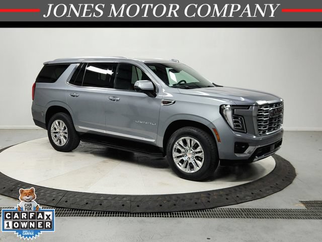 Used 2025 GMC Yukon Denali RWD image 1