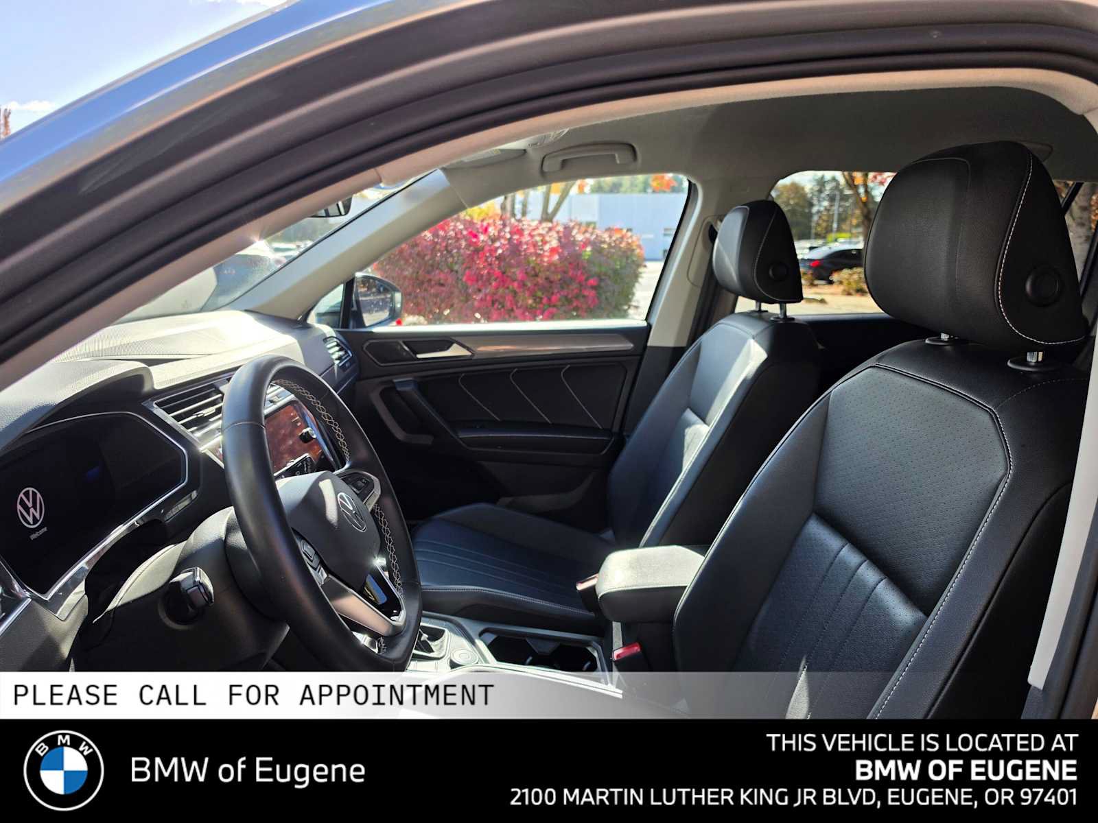 Used 2022 Volkswagen Tiguan SE AWD/4WD image 24
