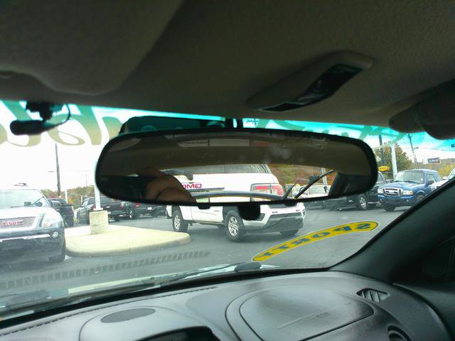 Used 2004 Mitsubishi Eclipse GTS image 10