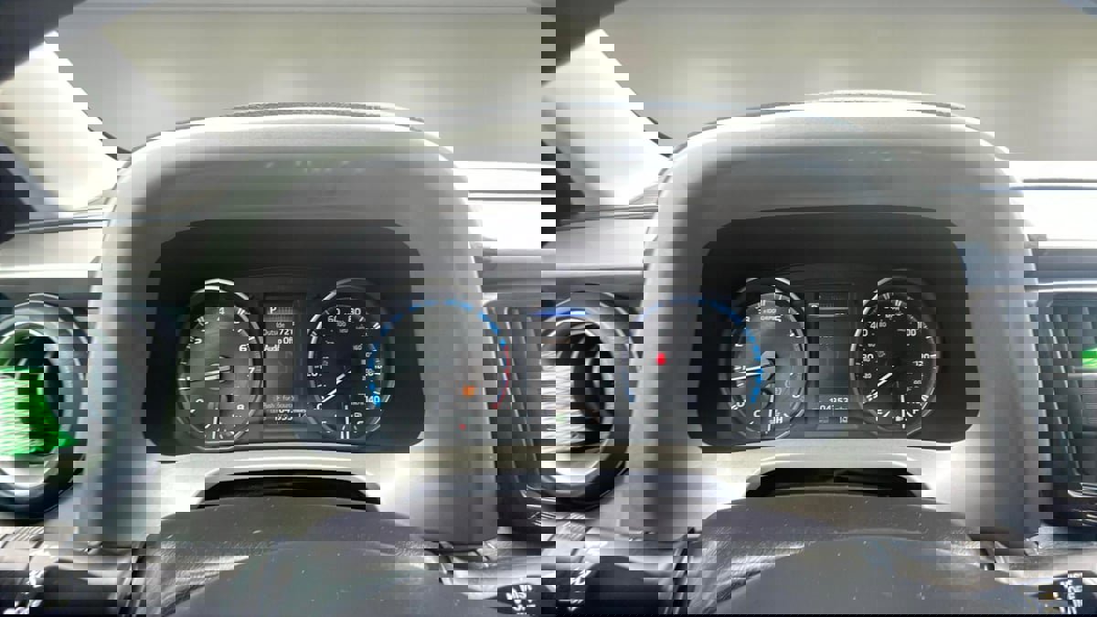 Used 2017 Toyota RAV4 XLE image 12