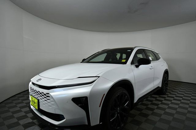 New 2025 Toyota Crown Signia image 6