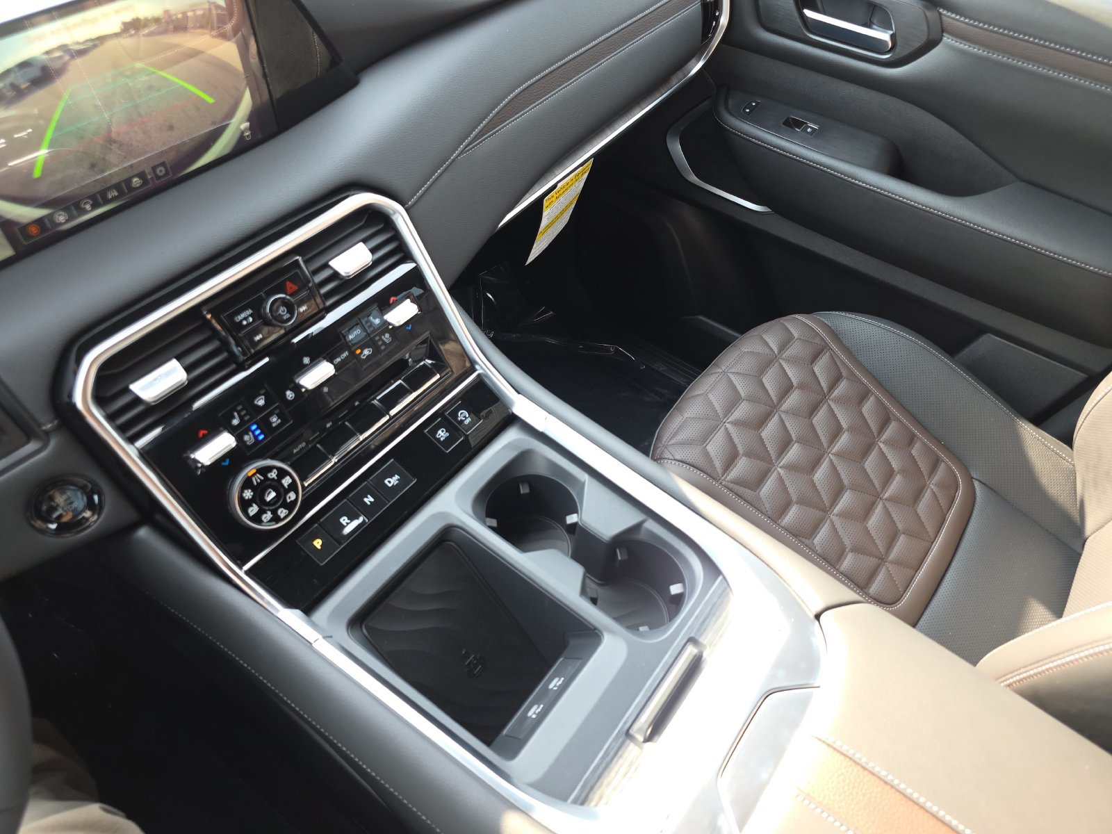 New 2026 Nissan Armada Platinum Reserve AWD/4WD image 24