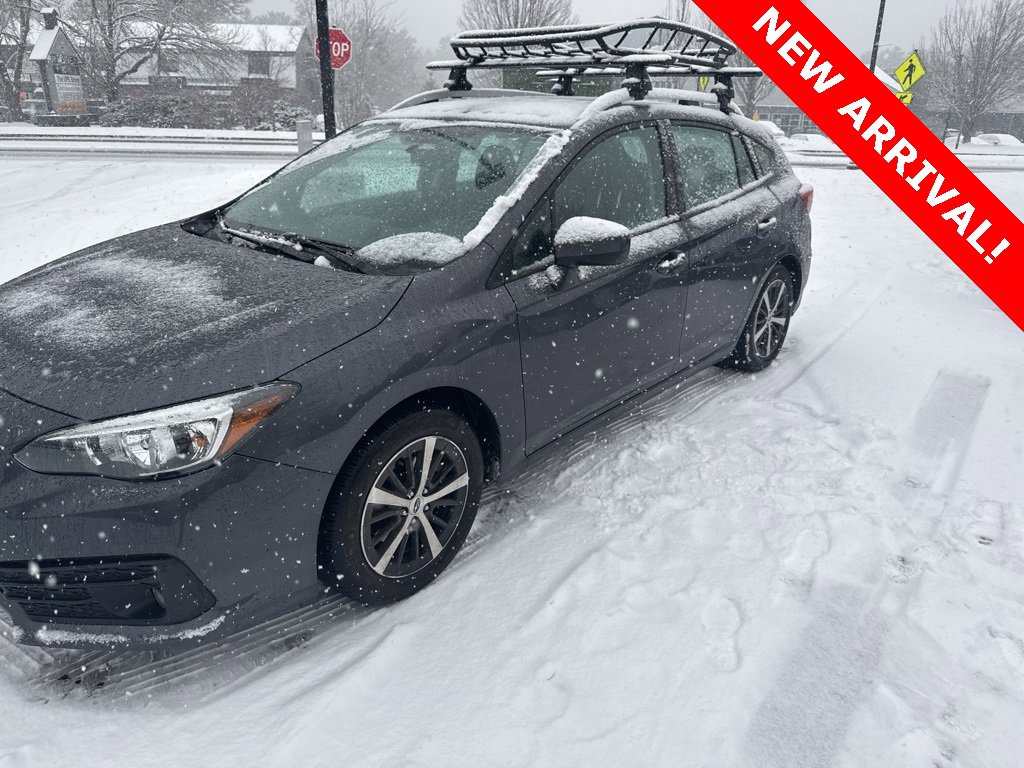 Used 2023 Subaru Impreza Premium image 2