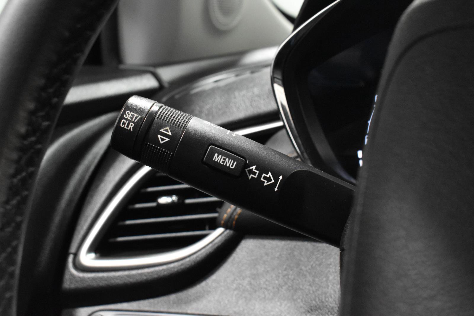 Used 2020 Chevrolet Trax LT w/ Sun & Sound Package image 12