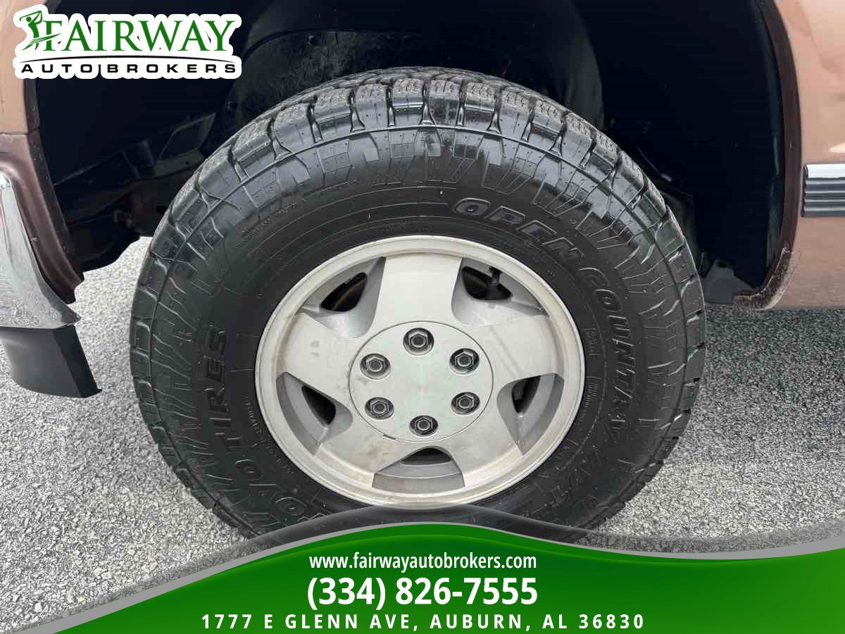 Used 1994 Chevrolet Silverado 1500 4x4 Regular Cab image 23