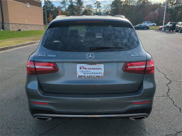 Used 2017 Mercedes-Benz GLC 300 4MATIC w/ Premium 2 Package image 5
