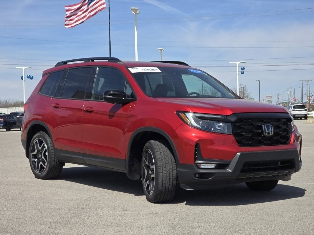 Used 2023 Honda Passport Elite image 3