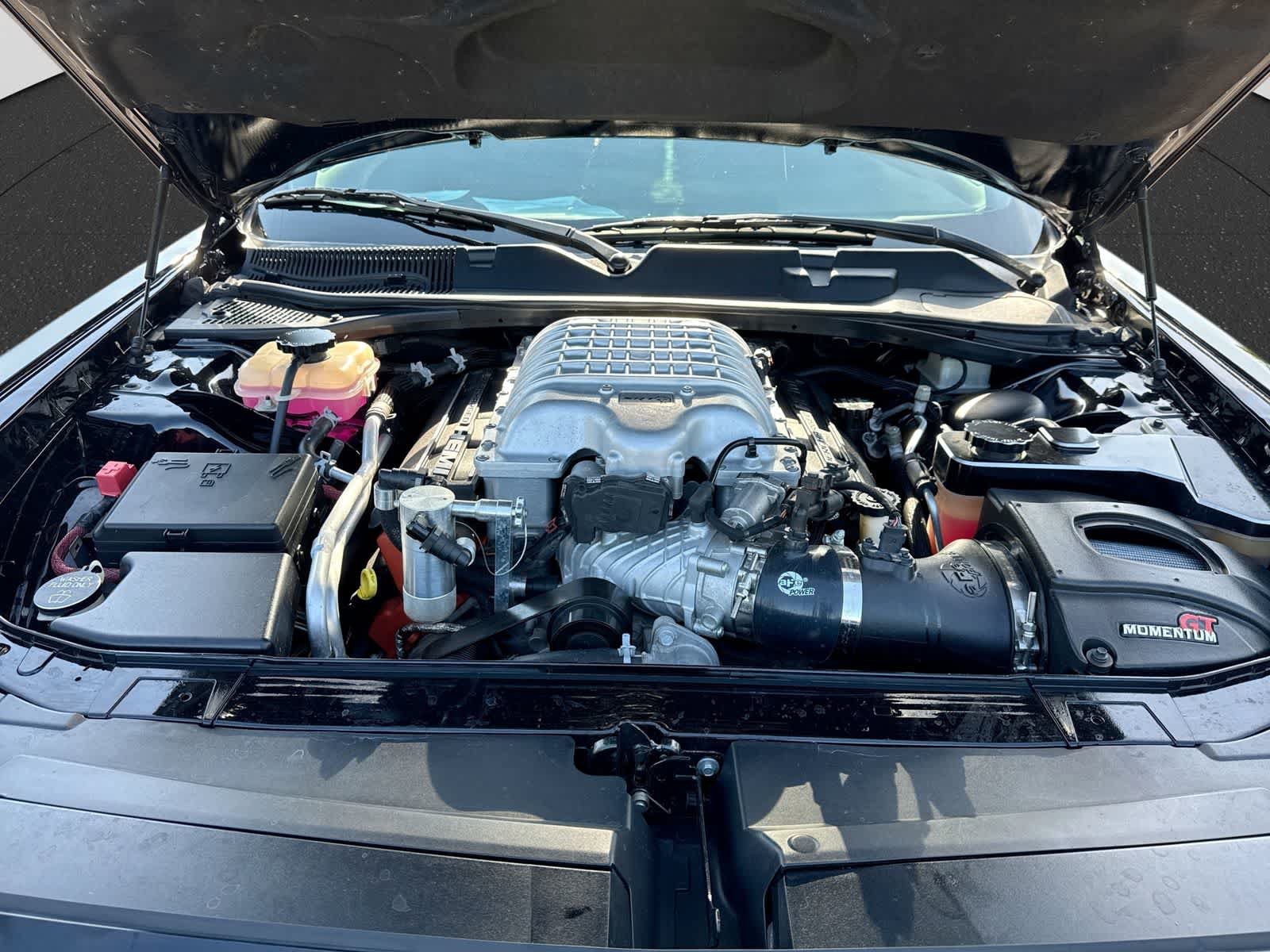 Used 2016 Dodge Challenger SRT Hellcat RWD image 21