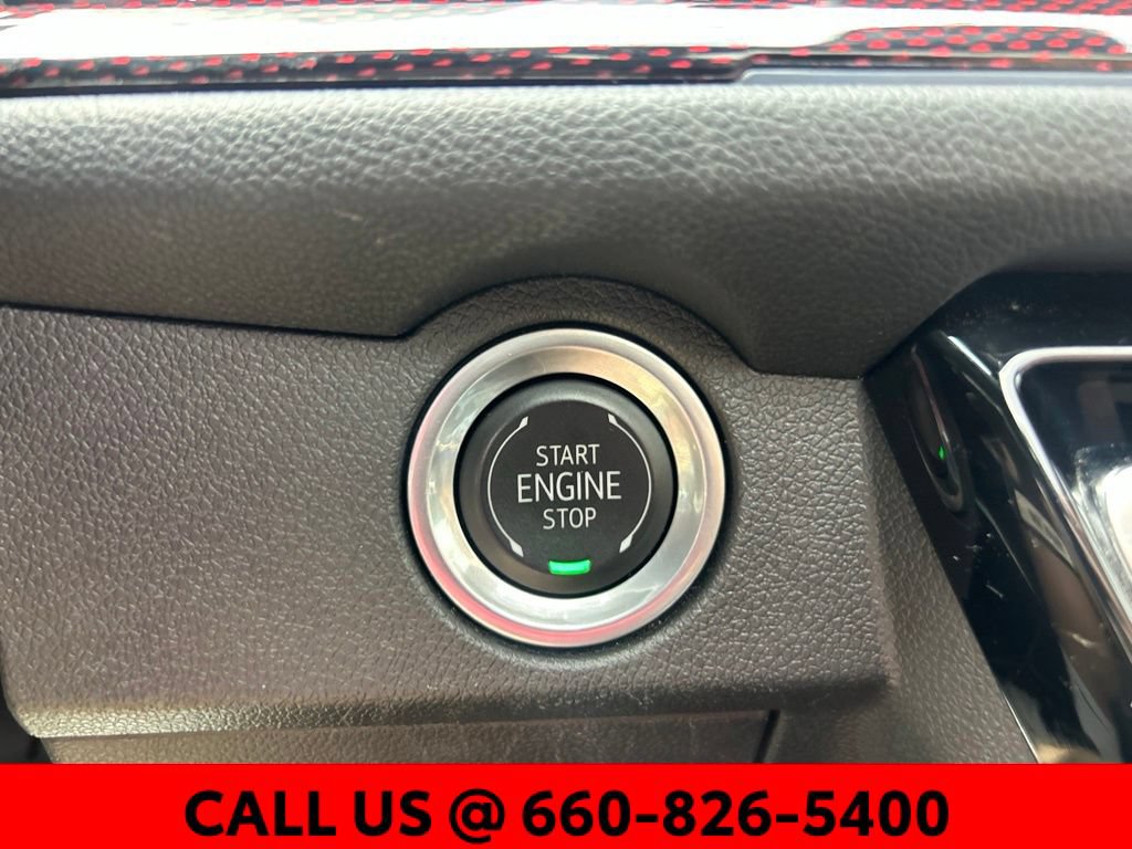 Used 2024 Chevrolet Traverse RS AWD/4WD image 25