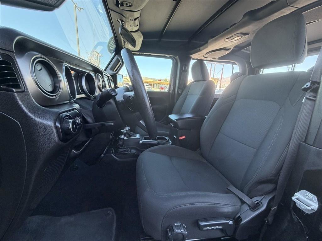 Used 2018 Jeep Wrangler Sport image 15