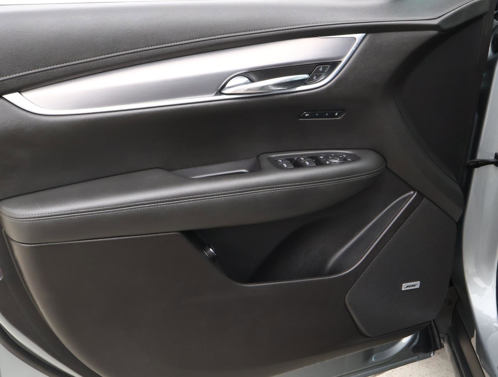 Certified 2024 Cadillac XT6 Luxury image 22